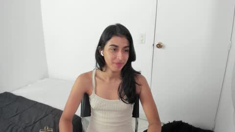 mazikeen_18 online show from November 19, 2025, 1:00 pm