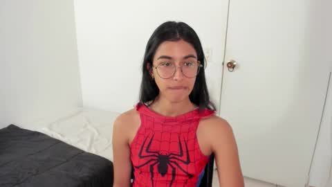 mazikeen_18 online show from February 25, 2026, 1:43 pm