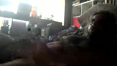 mazl0w online show from January 4, 2025, 5:27 am