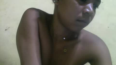 mbotyfeliciaa online show from February 5, 2026, 5:50 pm