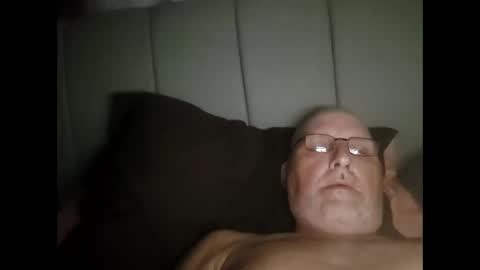 mbravo420 online show from June 3, 2026, 11:46 am