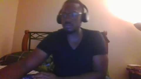 Mark online show from November 1, 2025, 2:57 am