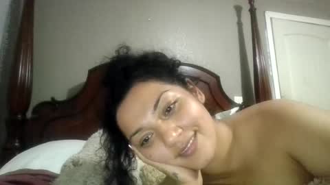 Snapshot of mckaela_19 chatting on June 21, 2026, 5:10 am mckaela_19 online show from June 21, 2026, 5:10 am