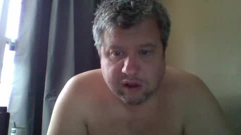 Snapshot of mckhero chatting on April 1, 2026, 2:58 pm Sean online show from April 1, 2026, 2:58 pm