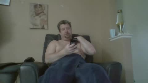 Snapshot of mckhero chatting on April 12, 2026, 11:48 am Sean online show from April 12, 2026, 11:48 am