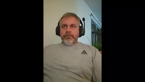 Mcvideo online show from October 19, 2025, 3:51 am