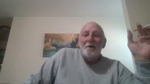 mdane99 online show from October 19, 2025, 4:07 pm