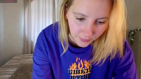 Melissa online show from May 5, 2026, 1:24 am