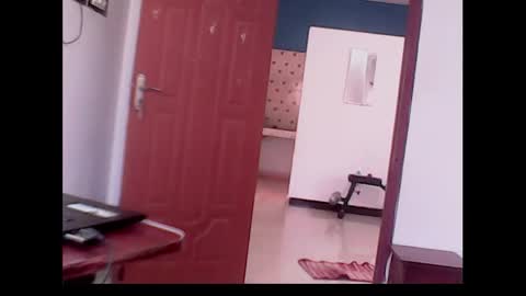 me_hai12 online show from December 4, 2024, 1:36 am