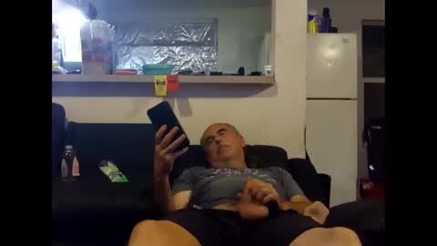 meaderd740870 online show from March 8, 2026, 4:16 am