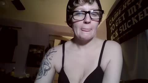 Snapshot of meateater7455 chatting on March 5, 2025, 11:27 pm meateater7455 online show from March 5, 2025, 11:27 pm