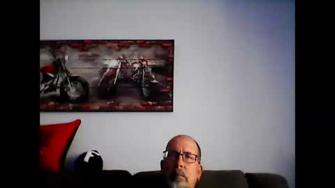 Snapshot of meathome3 chatting on October 12, 2025, 4:06 pm me at home online show from October 12, 2025, 4:06 pm