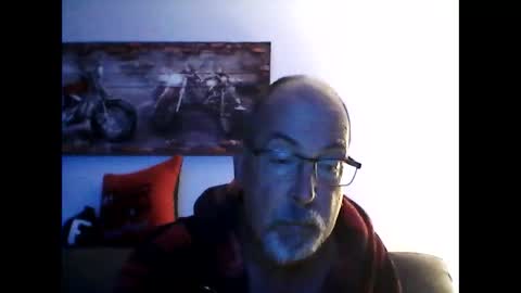 Snapshot of meathome3 chatting on November 17, 2025, 11:05 am me at home online show from November 17, 2025, 11:05 am