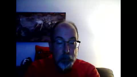 Snapshot of meathome3 chatting on December 18, 2025, 4:18 am me at home online show from December 18, 2025, 4:18 am