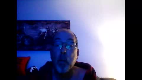 Snapshot of meathome3 chatting on January 8, 2026, 11:01 am me at home online show from January 8, 2026, 11:01 am