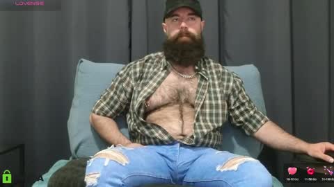 Snapshot of meaty_roll chatting on April 24, 2026, 2:36 am Meaty Roll online show from April 24, 2026, 2:36 am