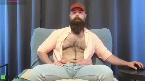 Snapshot of meaty_roll chatting on April 29, 2026, 3:43 am Meaty Roll online show from April 29, 2026, 3:43 am