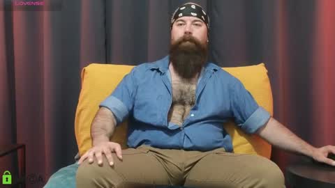 Snapshot of meaty_roll chatting on May 7, 2026, 5:57 am Meaty Roll online show from May 7, 2026, 5:57 am
