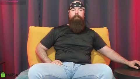 Snapshot of meaty_roll chatting on May 10, 2026, 8:19 am Meaty Roll online show from May 10, 2026, 8:19 am