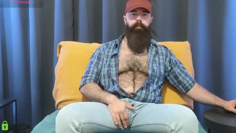 Snapshot of meaty_roll chatting on May 19, 2026, 11:38 am Meaty Roll online show from May 19, 2026, 11:38 am