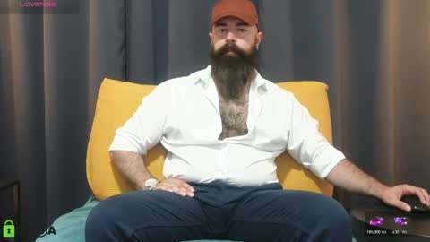 Snapshot of meaty_roll chatting on May 31, 2026, 4:09 am Meaty Roll online show from May 31, 2026, 4:09 am