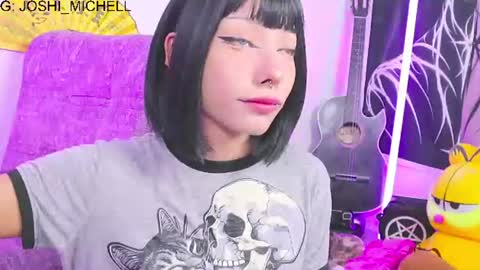 Snapshot of mec_sayuri chatting on July 5, 2026, 12:45 pm mec_sayuri online show from July 5, 2026, 12:45 pm