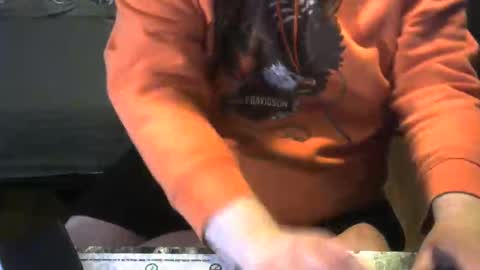 Snapshot of mecha_wolf chatting on February 23, 2026, 2:31 am LunerWolf online show from February 23, 2026, 2:31 am