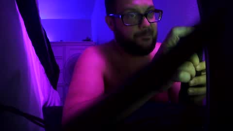 mecrago online show from September 30, 2025, 8:19 am