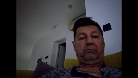 medeni62 online show from October 2, 2025, 5:36 am