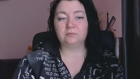 Oltereodora-lima online show from January 9, 2026, 7:33 am