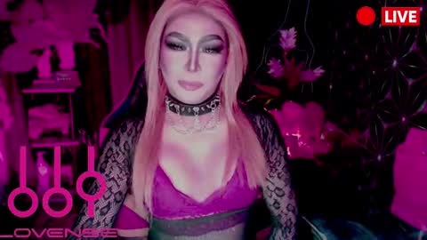 THE QUEEN ALPHA   Queen Medusa Prey online show from February 25, 2026, 10:52 pm