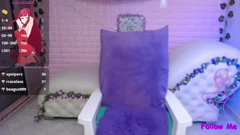 Snapshot of medussa_kat chatting on December 2, 2024, 11:18 pm Katrina online show from December 2, 2024, 11:18 pm