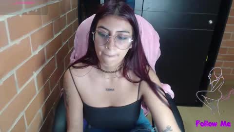 Snapshot of medussa_kat chatting on December 27, 2024, 11:21 pm Katrina online show from December 27, 2024, 11:21 pm