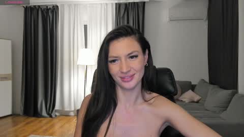 MedussaEyes online show from January 25, 2025, 2:26 am