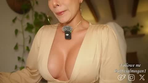 Snapshot of meegan1 chatting on April 13, 2026, 2:00 pm Andrea online show from April 13, 2026, 2:00 pm