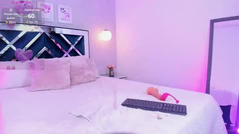 Melody online show from November 22, 2025, 11:42 am