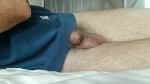 meforu21 online show from October 6, 2025, 8:34 am