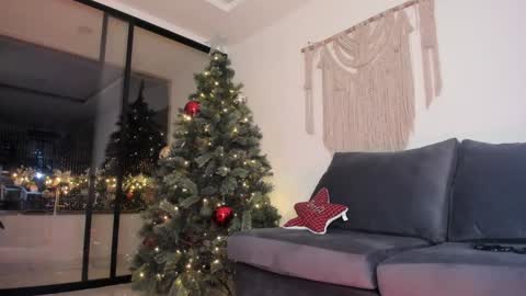 megan online show from December 2, 2024, 3:26 am