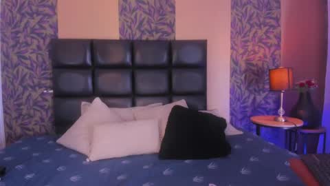 emily online show from April 18, 2026, 12:53 pm