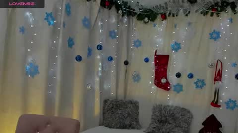 Megan Anderson online show from December 13, 2024, 9:35 am