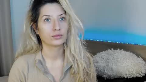 Megan Blazee  online show from January 10, 2026, 10:03 pm