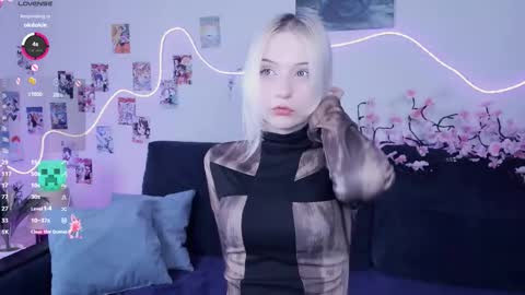 Megan and Anna online show from December 14, 2025, 7:07 pm