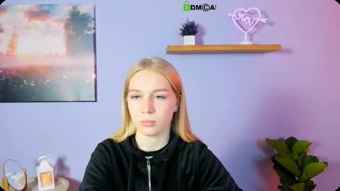 megan_cold online show from October 19, 2025, 8:48 am