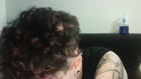 Megan and sophi online show from February 4, 2025, 10:43 am