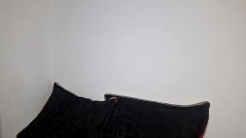 Megan and sophi online show from September 24, 2025, 3:21 am