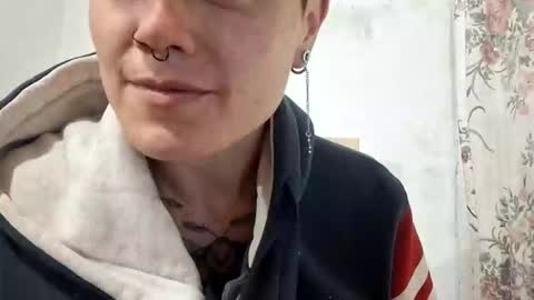 Megan and sophi online show from October 4, 2025, 6:55 am