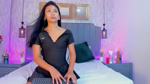 Carolina Paez online show from February 22, 2025, 7:58 pm