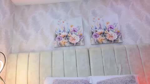 Carolina Paez online show from December 19, 2025, 12:34 pm