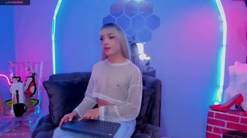 Snapshot of megan_do_santos chatting on January 6, 2025, 7:56 pm megan do santos online show from January 6, 2025, 7:56 pm