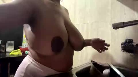 megan_greyxx online show from October 3, 2025, 11:40 am